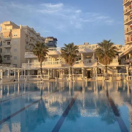Beachfront Luxury Residences 11s *